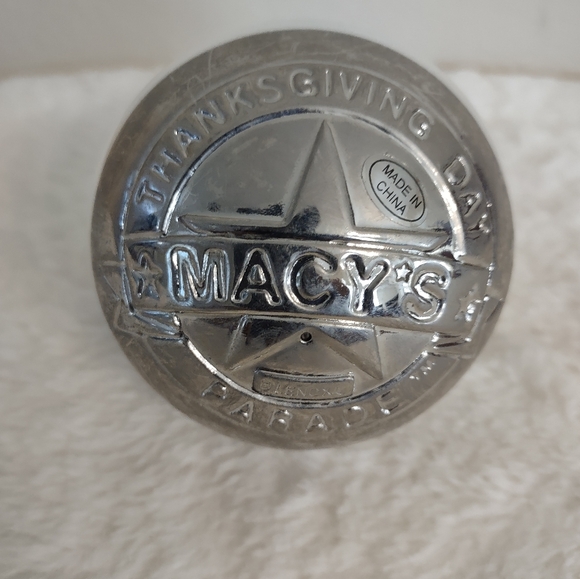 Disney Mickey Mouse Macy's Thanksgiving Day Parade Ornament 2000 - Picture 3 of 9
